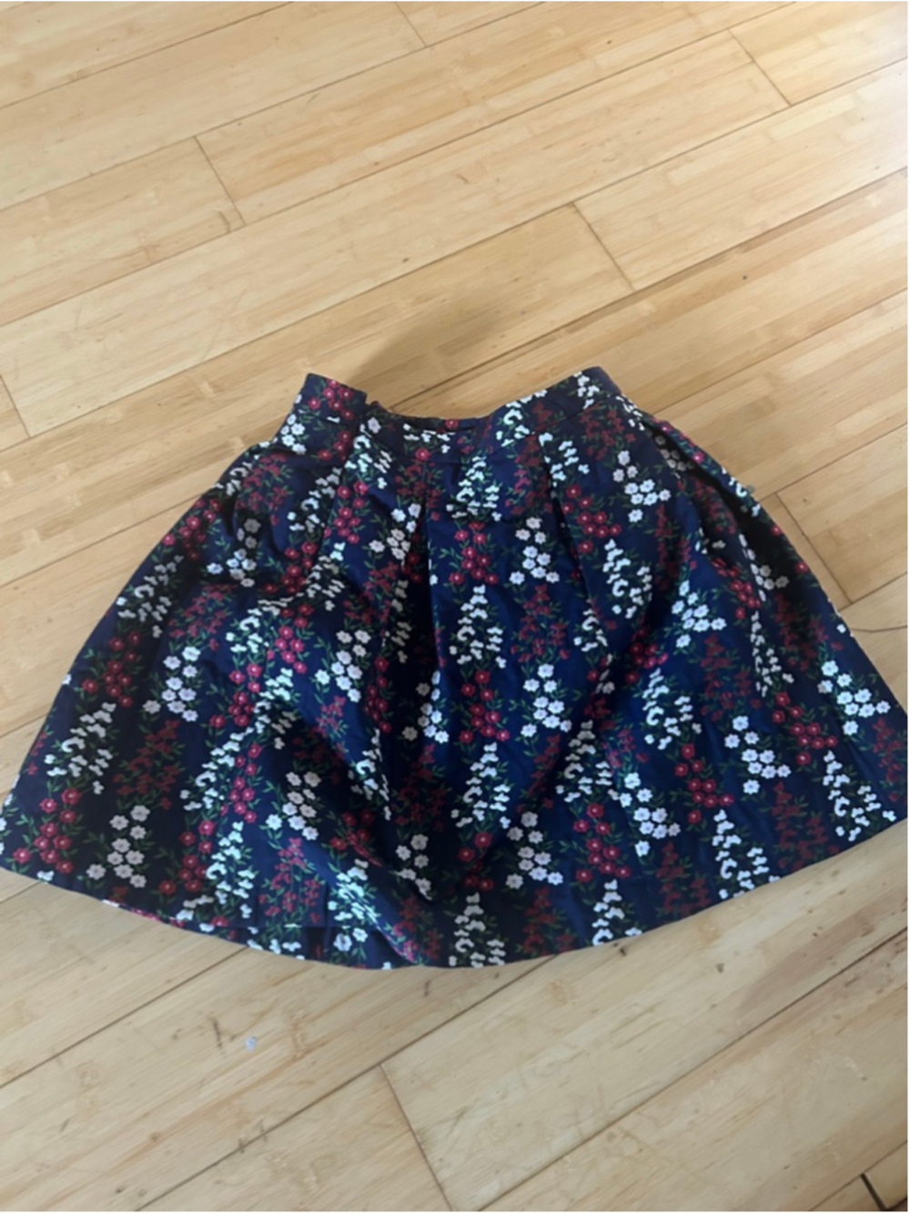 Brooks brothers size 8 skirt floral style